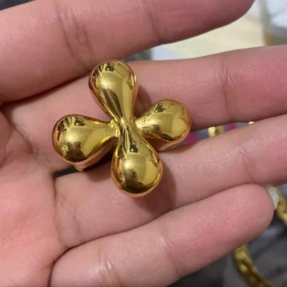 Cross Ring - Picture 3 of 4